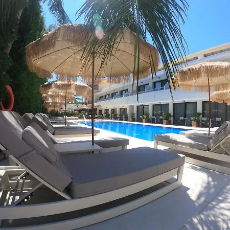 Paradise Bar Aparthotel